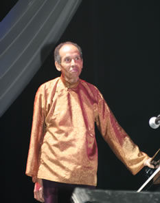 Charles_Lewis